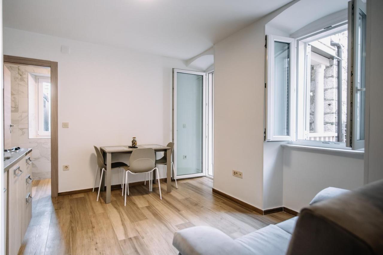 Apartment Aquarius By Duhomes