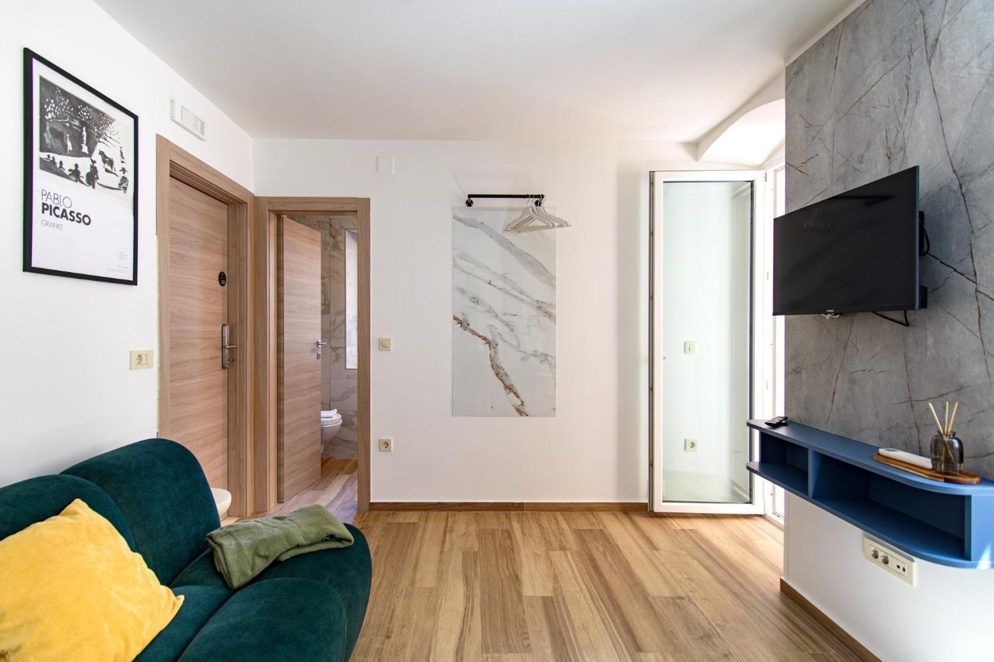 Lincun By Duhomes Ragusa